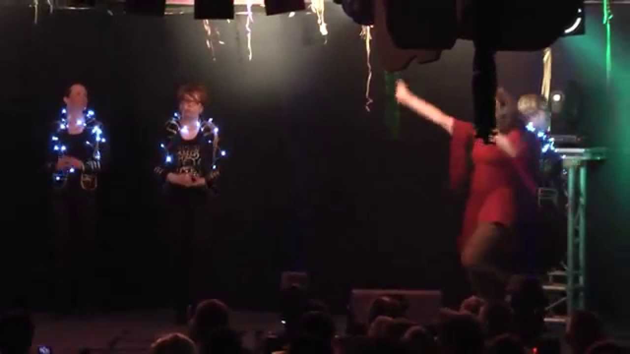 Dames Medley - Carnaval 2014 Enter