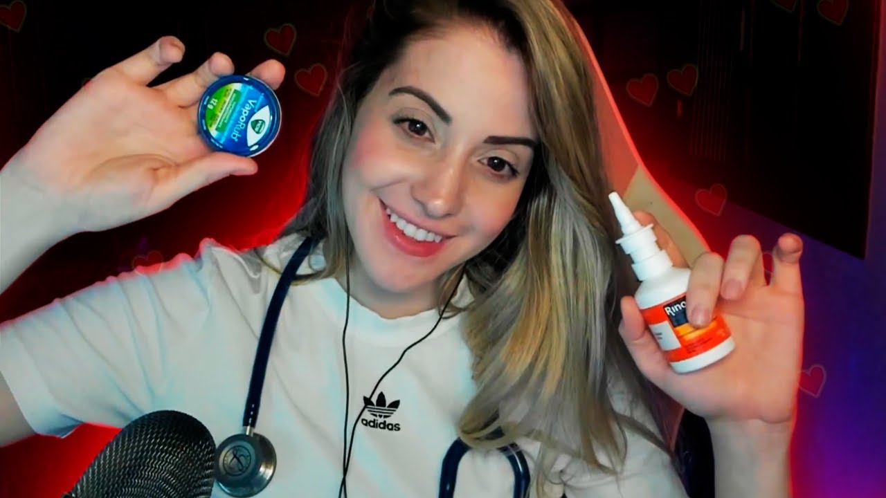 ASMR - NAMORADA CARINHOSA MÉDICA CUIDANDO DE VOCÊ 👩‍⚕🥰