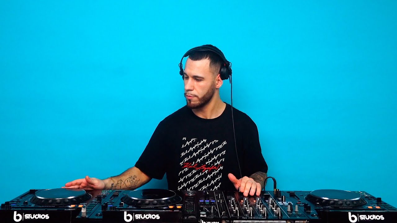MORE MUSIC // VOL. 8 | LiveSet BStudios - VIKTOR MORE