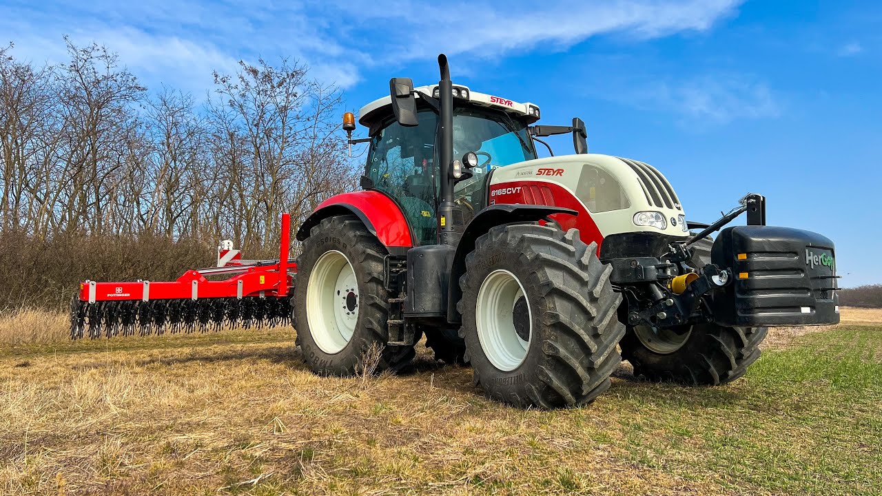 Steyr 6165 + Pöttinger Rotocare | Gyomirtás küllős kapával | Rotary hoe - Bio Plus Rollhacke