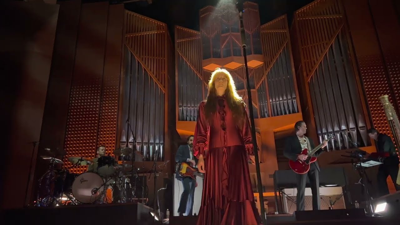 Florence + The Machine - The End of Love - Dog Days... - Live Alice Tully Hall NYC 5/6/2022 4K HDR