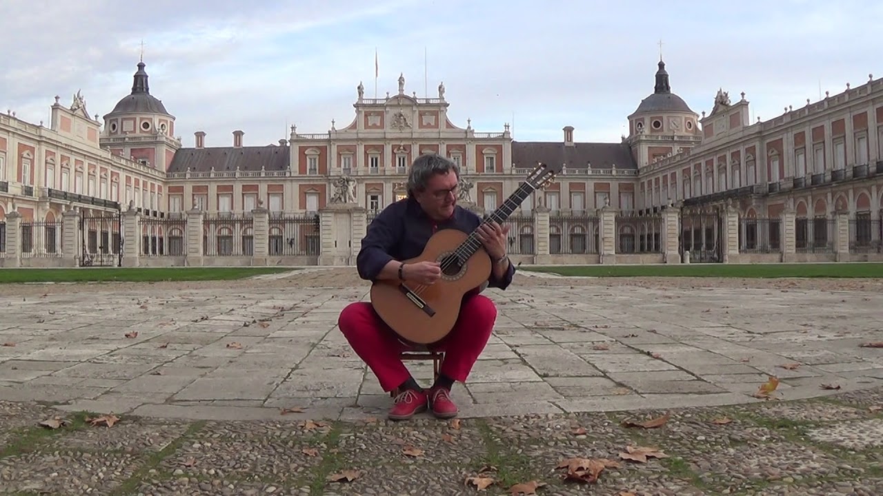 Muśnięcie - Cezary Strokosz