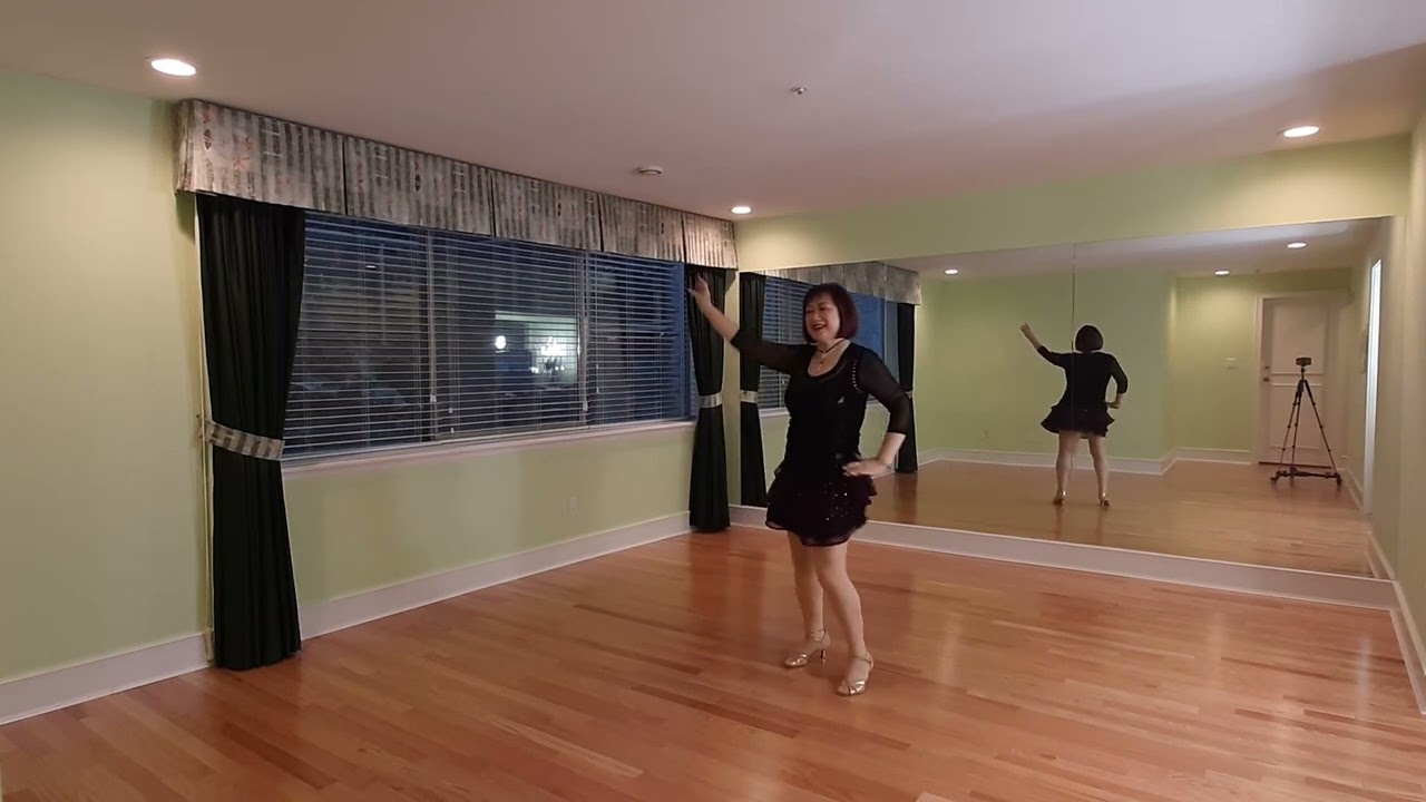 Laughter In The Rain - Line Dancing Demo & Count