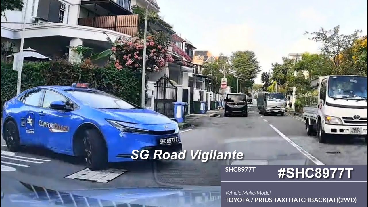 5feb2026  Jalan Ishak #SHC8977T comfort taxi toyota prius fail to give way at stop line