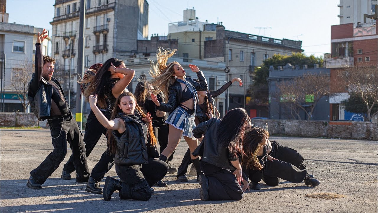 LA MOTO: Dance Performance - Nina Ventre