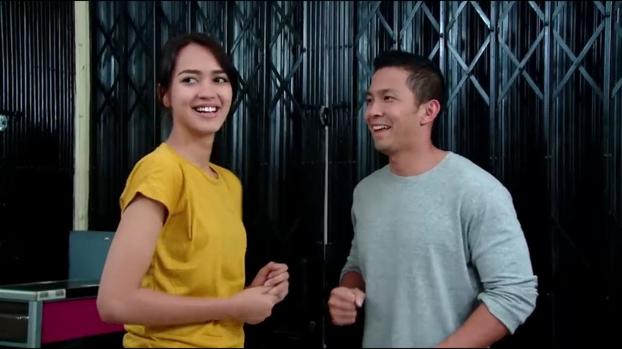 FTV Nikki Frazetta & Melayu Nicole Cinta Di Rumah Makan Padang