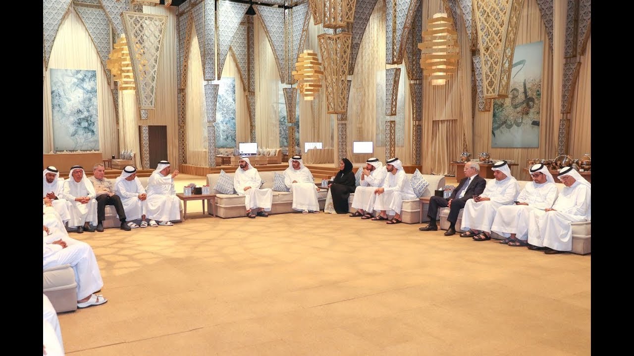 محمد بن راشد يلتقي القيادات الإعلامية خلال لقاء رمضاني نظمه المكتب الإعلامي لحكومة دبي