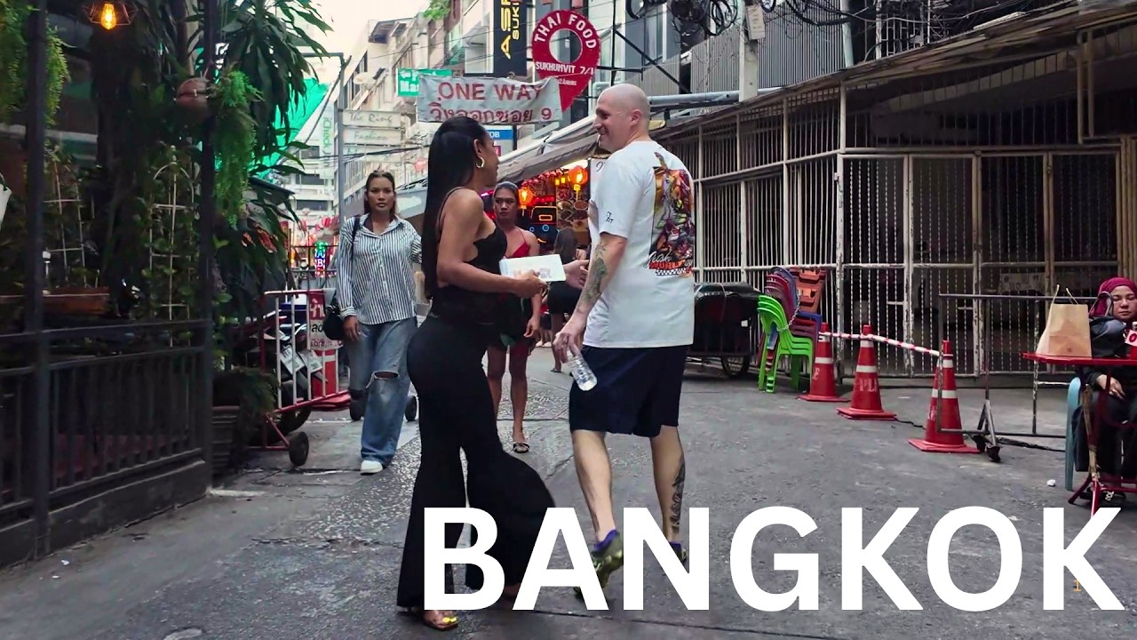 💦 Bangkok Water Festival 2026 | Epic Sukhumvit Walk from Asok to Nana