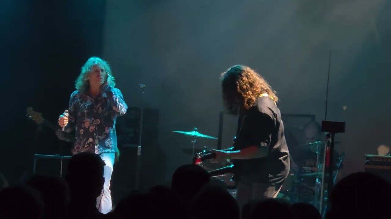 Led zeppelin stairway to heaven live 2025 physical graffiti