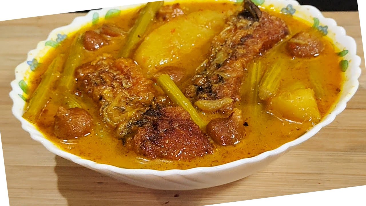 হাল্কা মশলায় সুস্বাদু মাছের ঝোল রেসিপি।   