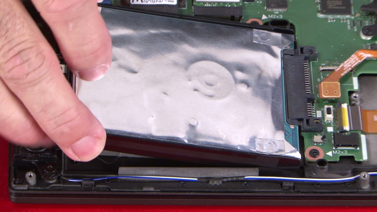 ThinkPad T440, T440s, T450, T450s - Hard Disk Drive and Solid State Drive Replacement