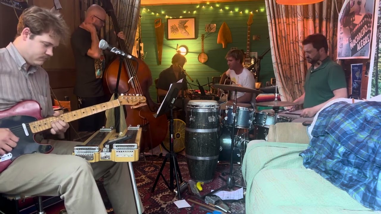Bamboo Palace - Singin’ the Blues