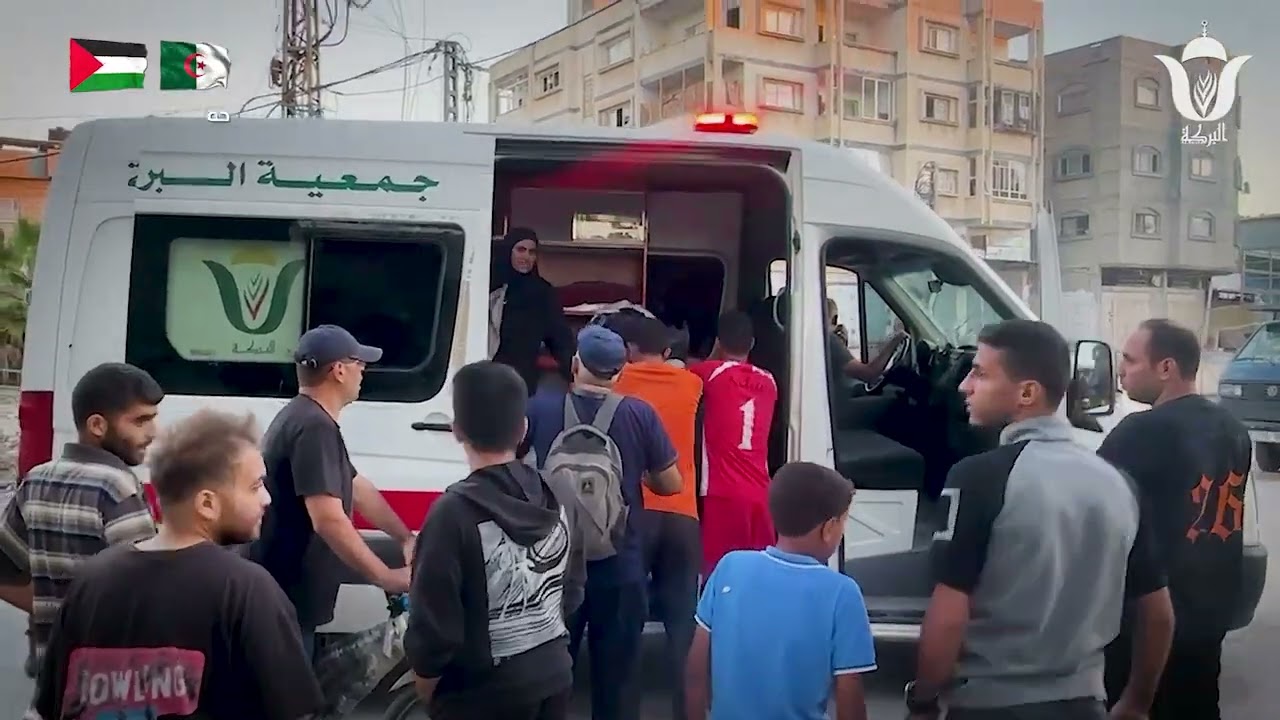 🔴فيديو لليوم 380 جمعية البركة الجزائرية تساعد العائلات النازحة في معسكر جباليا للنزوح