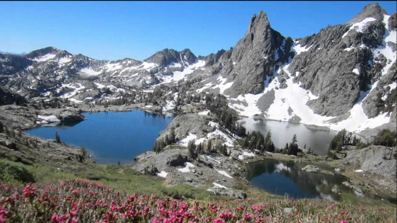 Minarets and Volcanic Ridge