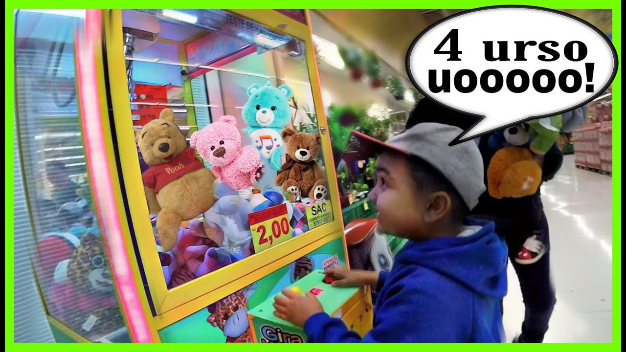 MAQUINA DE PEGAR URSO  20$ peguei 4 urso  ( SOU O MELHOR KKKKK)