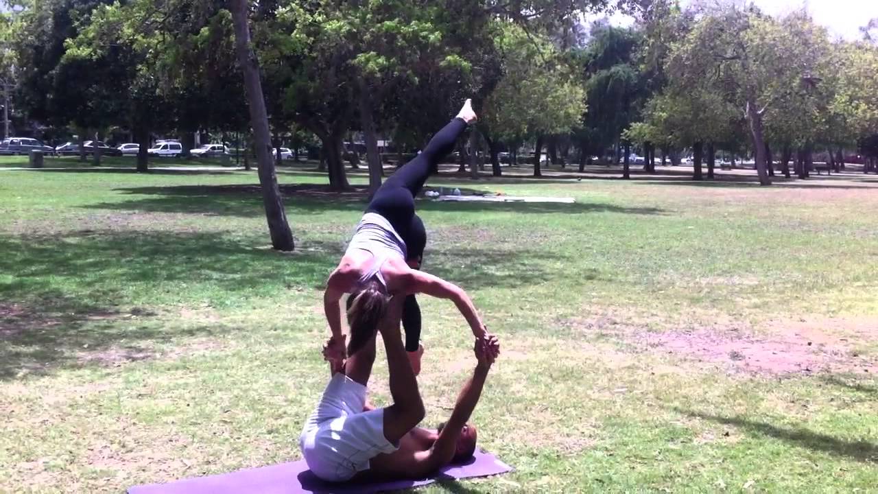 AcroYoga - Boomerang