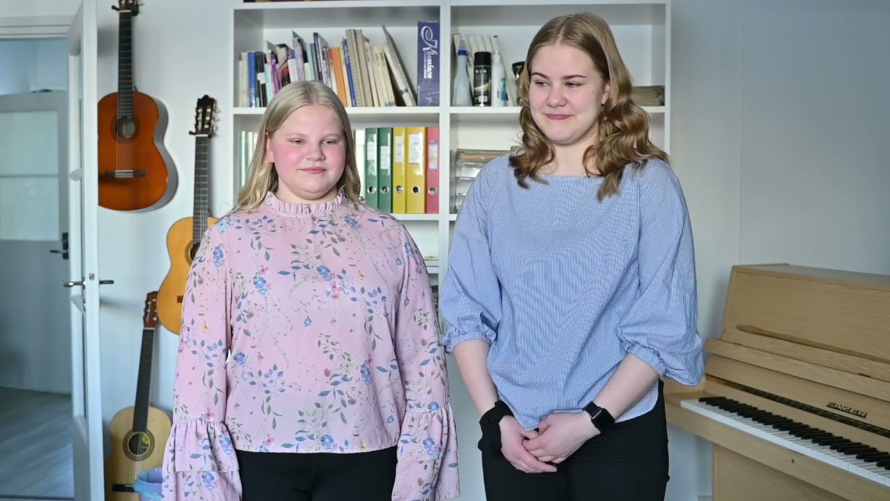 Revontuli-Opiston Kittilän musiikkikattaus virtuaalisessa kevätjuhlassa 2021