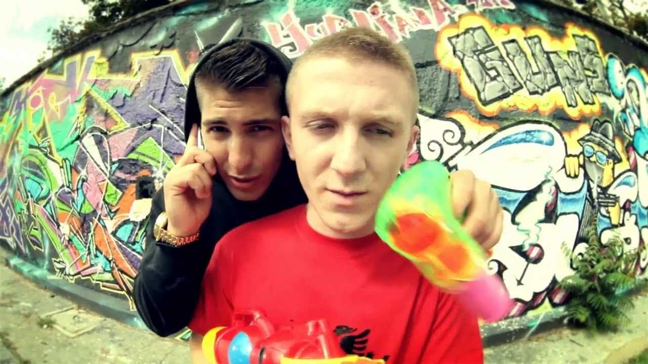 MANCHE & CHALLE SALLE - Noč'm it domov