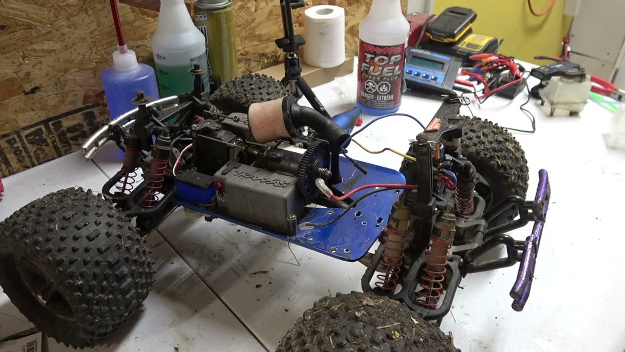 Traxxas Tmaxx 3.3 Spur Gear Replacement / First Bash After Fix. Is Nitro Making A Comeback?