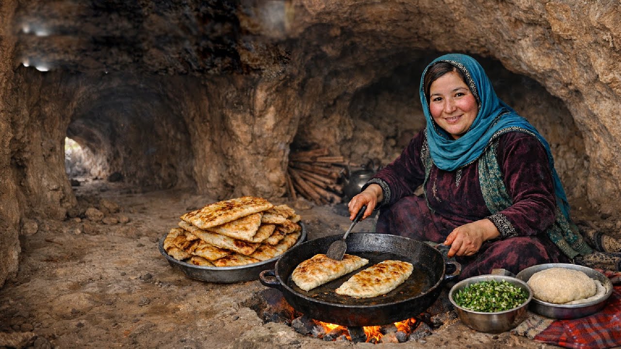Rural lifestyle inside the cave in Bamyan AF || cooking AF Bolani