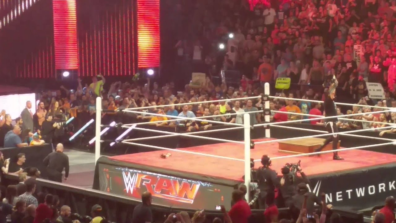 LIVE - Sting at 8/24/15 Monday Night Raw, Barclay's Center