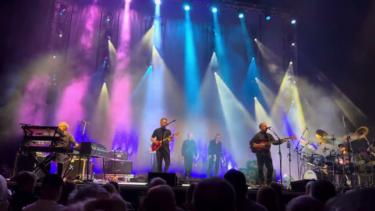 Level 42 I Sleep On My Heart live Sheffield 2025