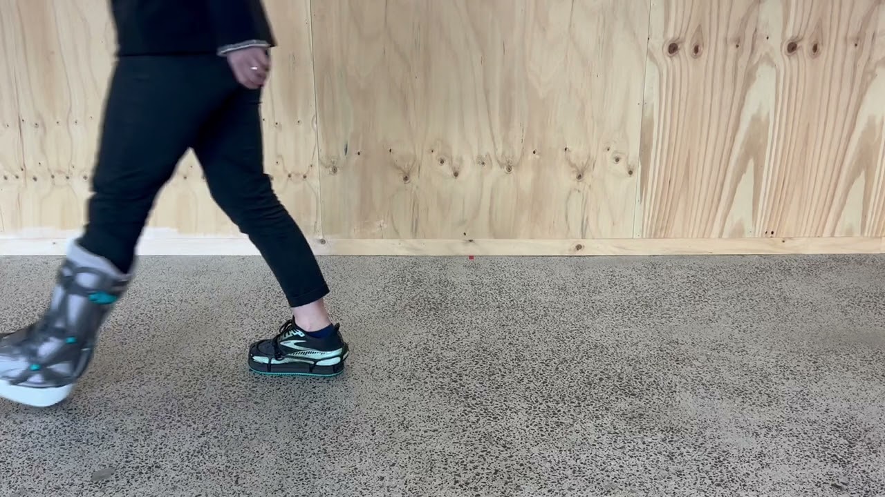 Incorrect walking with a vacoped boot