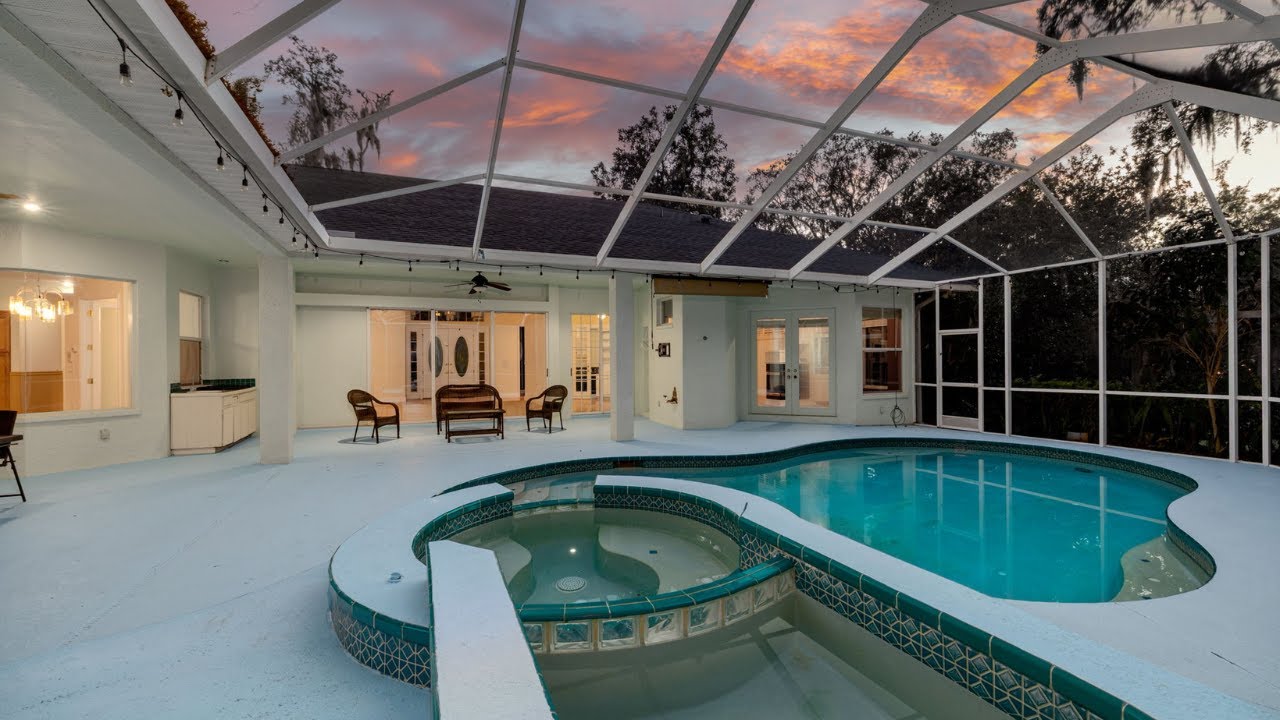 Luxury Pool Home Tour in Tarpon Springs, FL | 4 Beds / 4.5 Baths | Walkthrough at 2827 Post Rock Dr