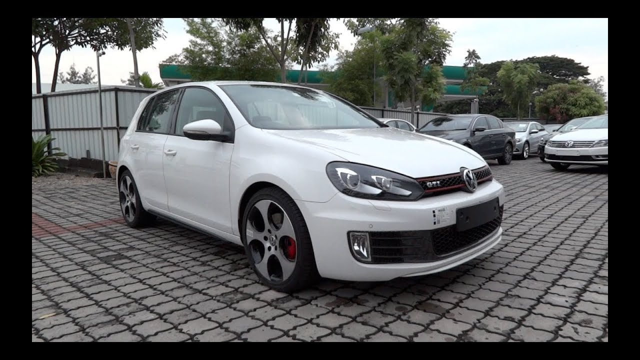 2012 Volkswagen Golf GTI Start-Up and Full Vehicle Tour