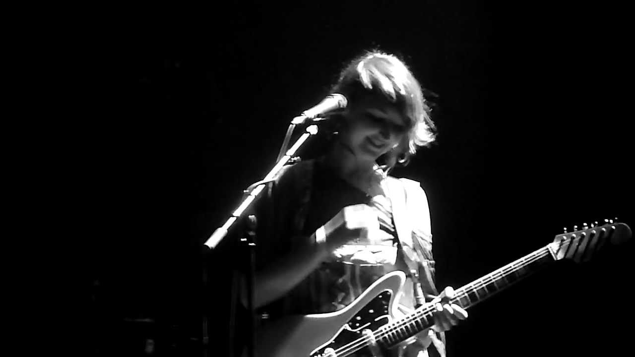 Warpaint - Baby (HD Live) @ Paradiso Amsterdam June 19, 2011