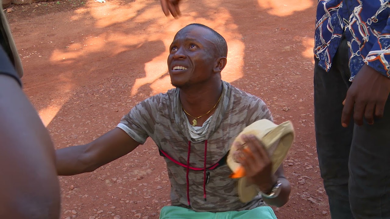 Centrafrique Cinéma ( Le taxi moto  Épisode 5 )
