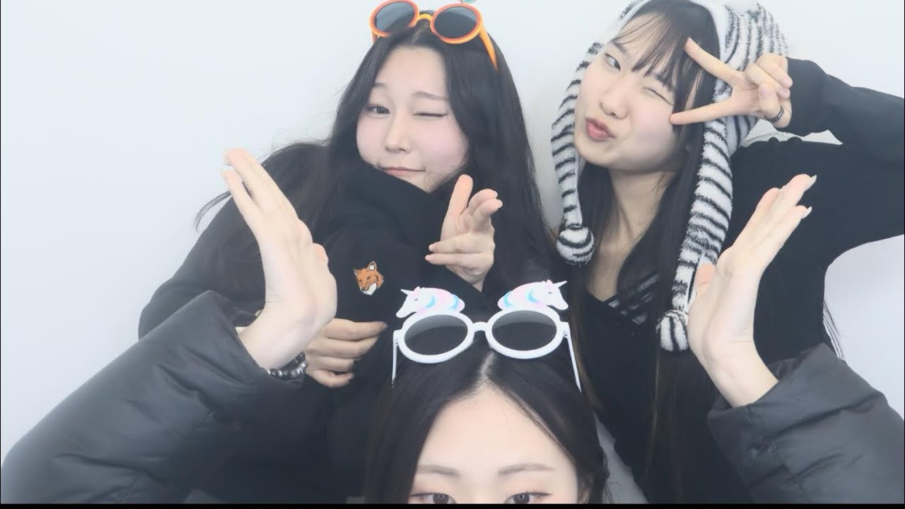 쏠로 여자셋이 모이면 생기는 일.