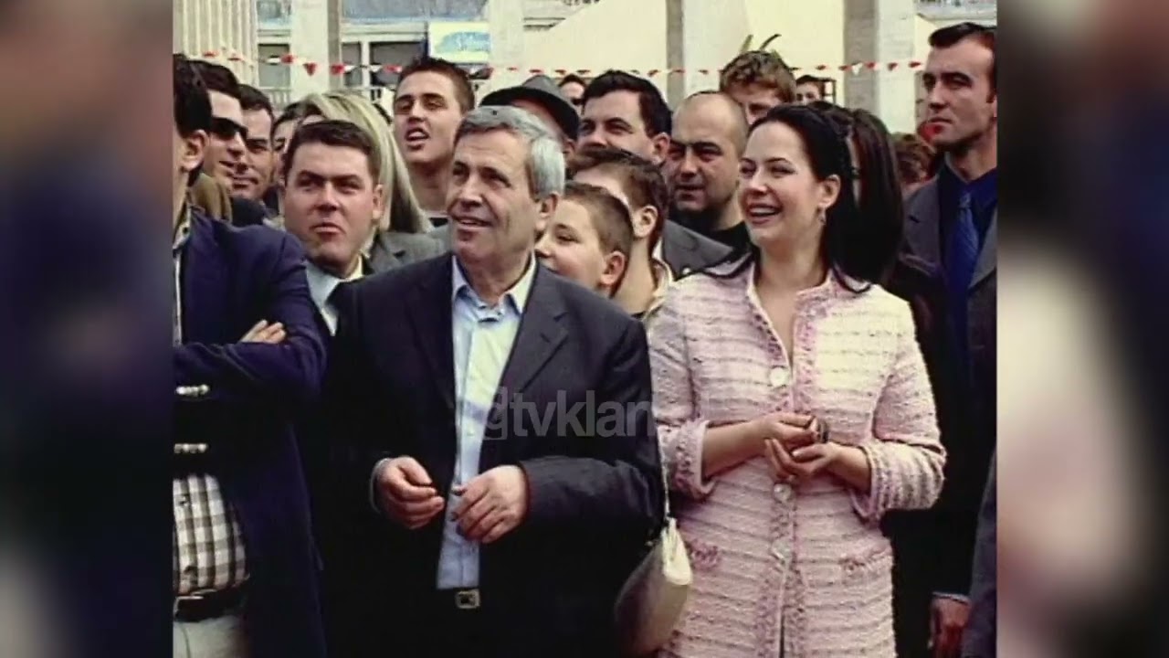 Nano paraqet kandidatët për deputet gjatë Ditës së Verës - (14 mars 2005)