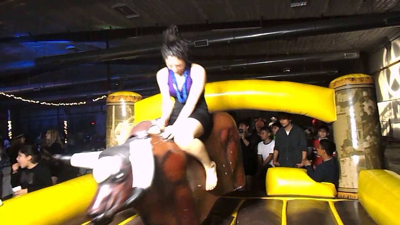 EL TORO LOCO SHOW TORO MECANICO