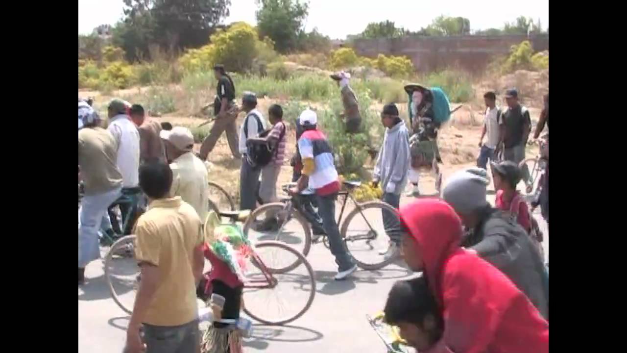 Carnaval de San francisco cuapa cholula pue  Domingo 3-6-2011 Parte 1