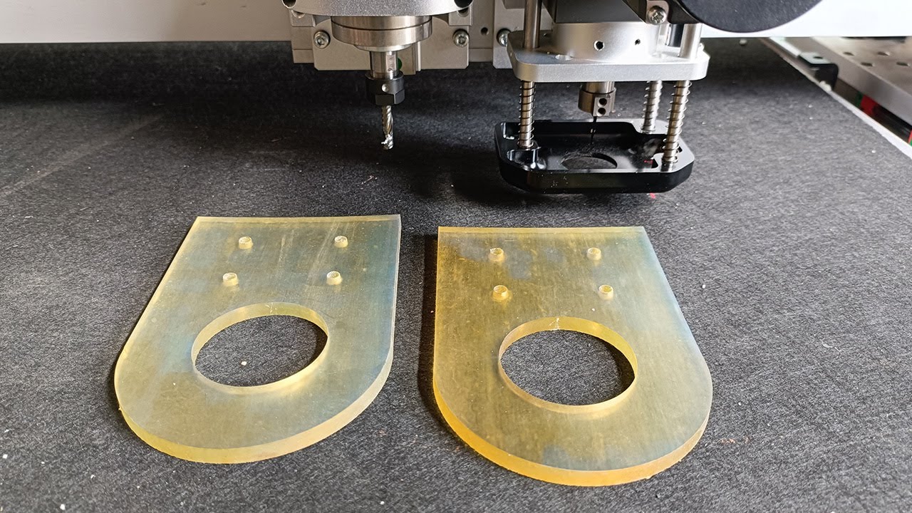 Cutting 10mm PU Polyurethane Sheet with 400W Oscillating Knife Cutting Machine