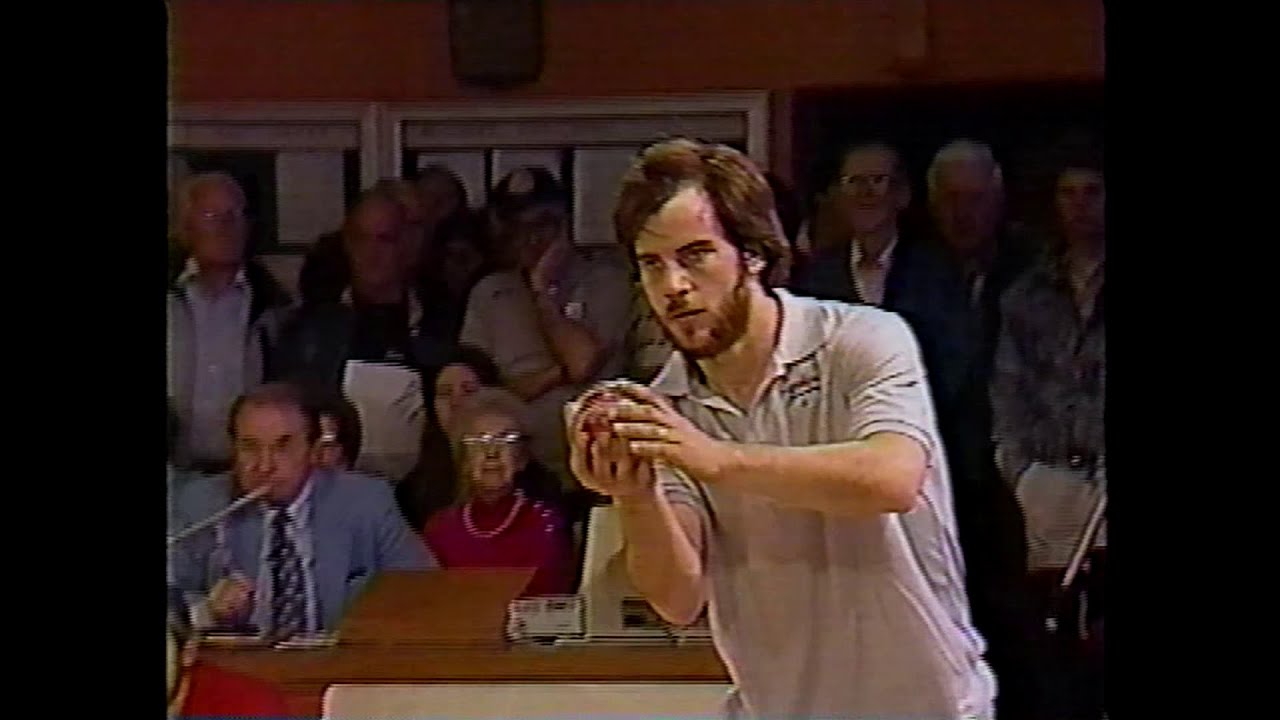 Candlepin Bowling - Wayne Dennen vs. Dave Richards