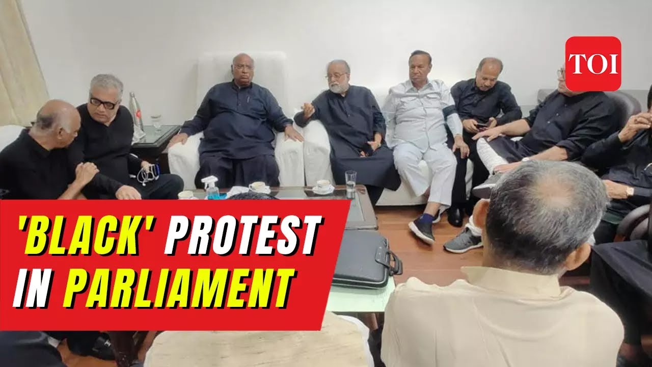 Manipur Issue in Parliament: Opposition MPs of the INDIA alliance arrive in black dresses