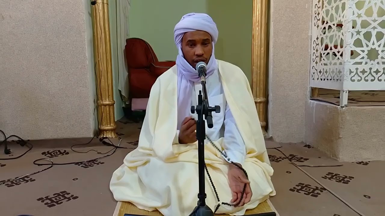 قال رسول الله صلى الله عليه وآله وسلم من صلى علي يوم الجمعة ثمانين مرة غفر الله له ذنوب ثمانين سنة