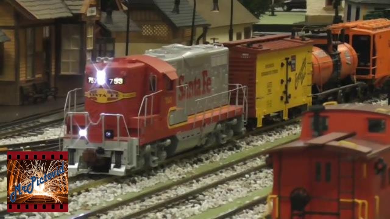 Buckeye State Garden Railroaders Big G Scale Trains at the Riverside Railroad Club