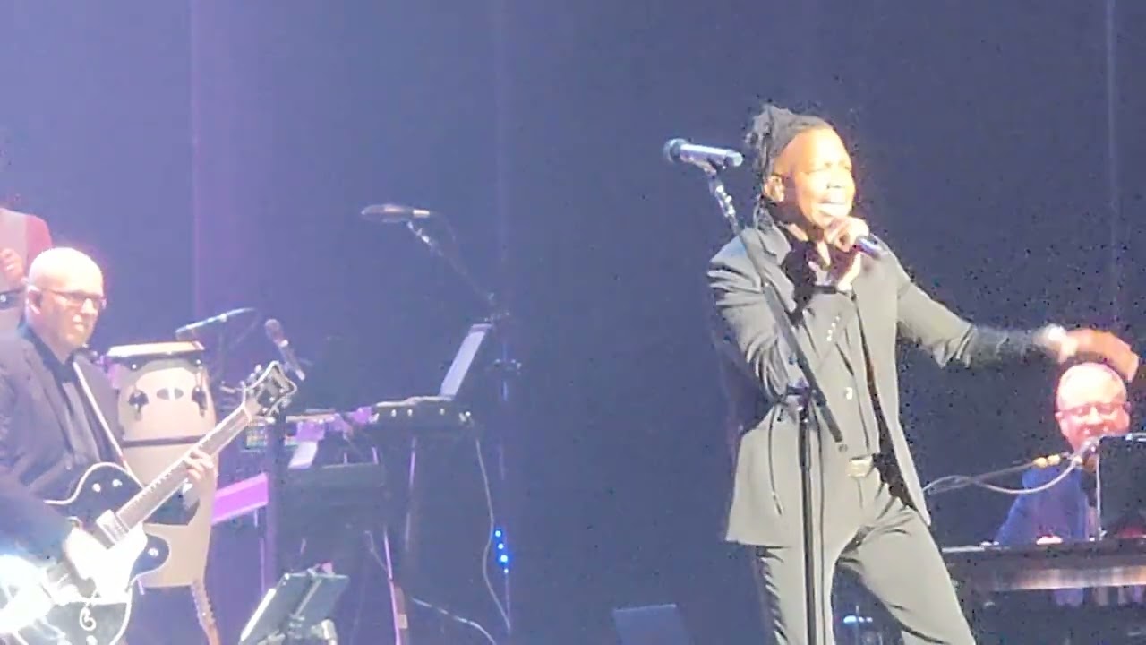All I Want For Christmas Is You - Michael Tait, Michael W Smith and AmyGrant - Christmas Night in KC