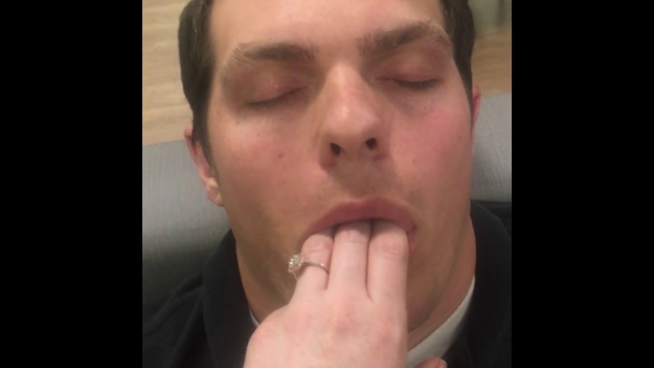 Pranking Sleeping Fiance At The Airport!!