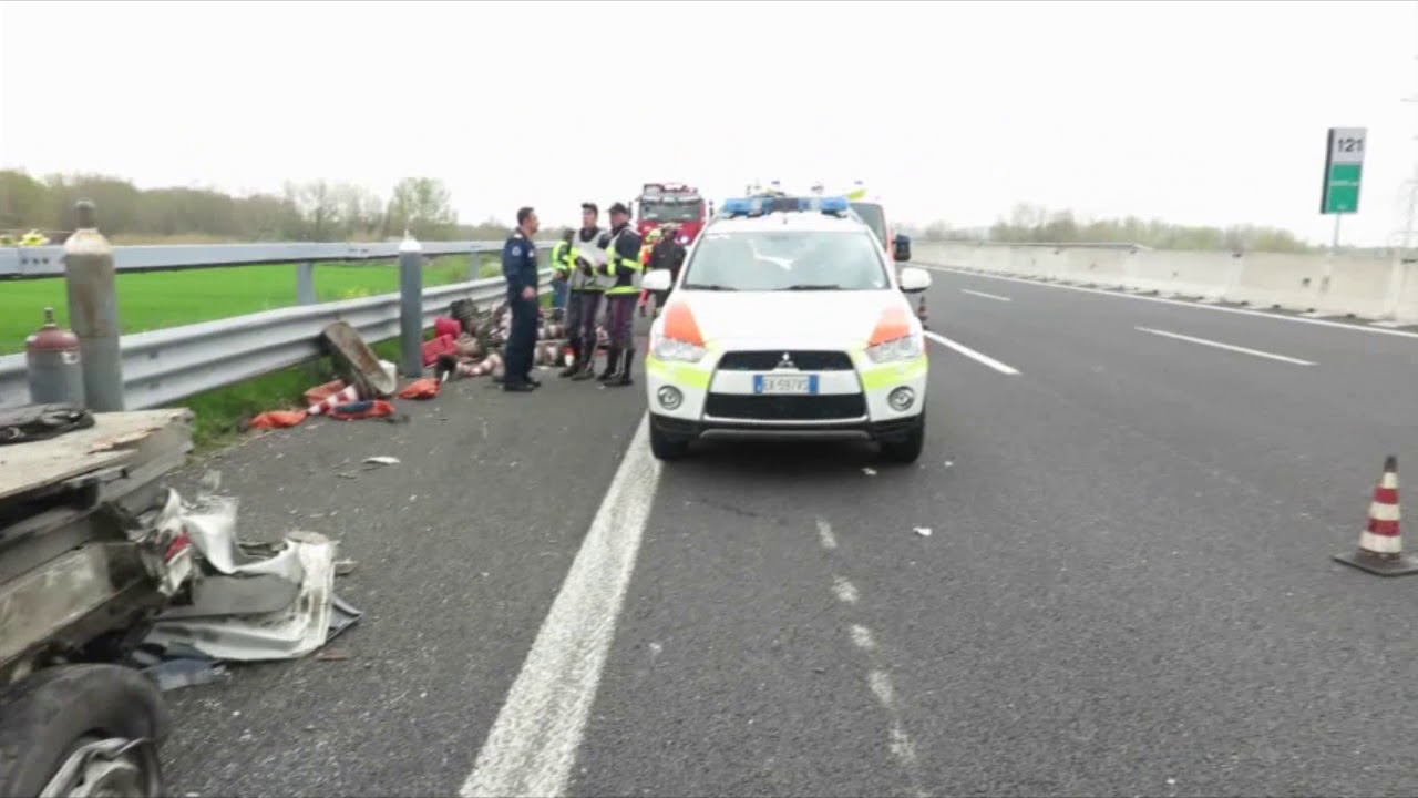 RIMINI: Incidente sull'A14, grave un operaio trasportato al Bufalini | VIDEO