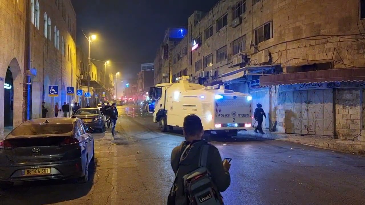 05 - مواجهات باب الزاهرة أثناء تشييع جنازة وليد الشريف من المسجد الأقصى - الإثنين 15 شوال 1443هجري