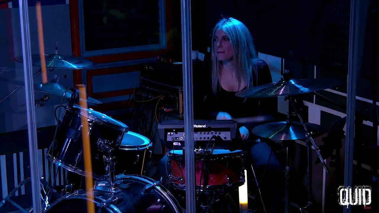QUID LIVE STUDIO EP. 111 - LUCI AL NEON (indie pop) Opening ORION (pop)