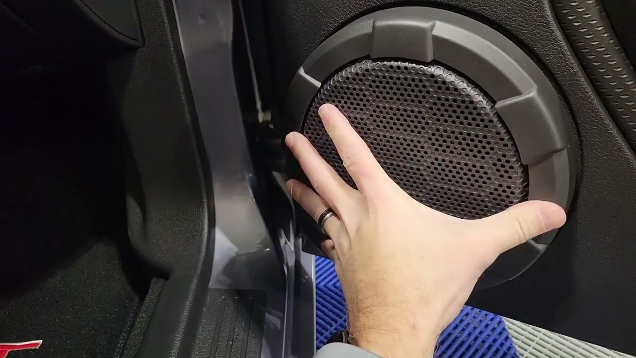 2005-09 Mustang Shaker 8
