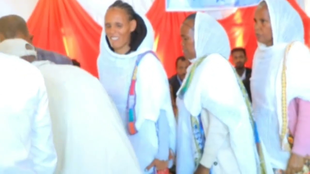 ዝገርም መርዓ ጉሎምኻዳ  ዛላንበሳ ጥዑም  ባህሊ            like  Share  Subscriebe ብምግባር ቤተሰብ ይኩኑ