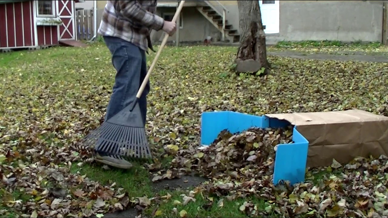 BigMouth Leaf and Lawn  Bag Holder