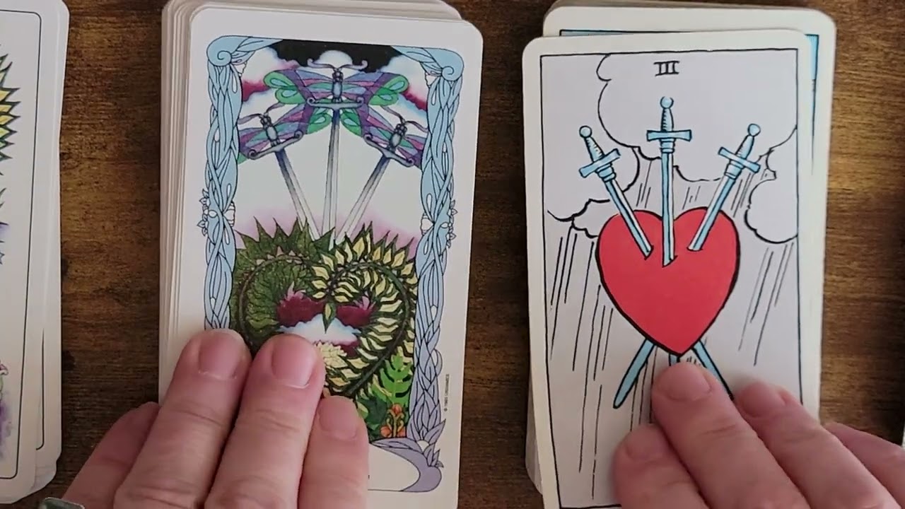Tarot of a Moon Garden 'UNBOXING'
