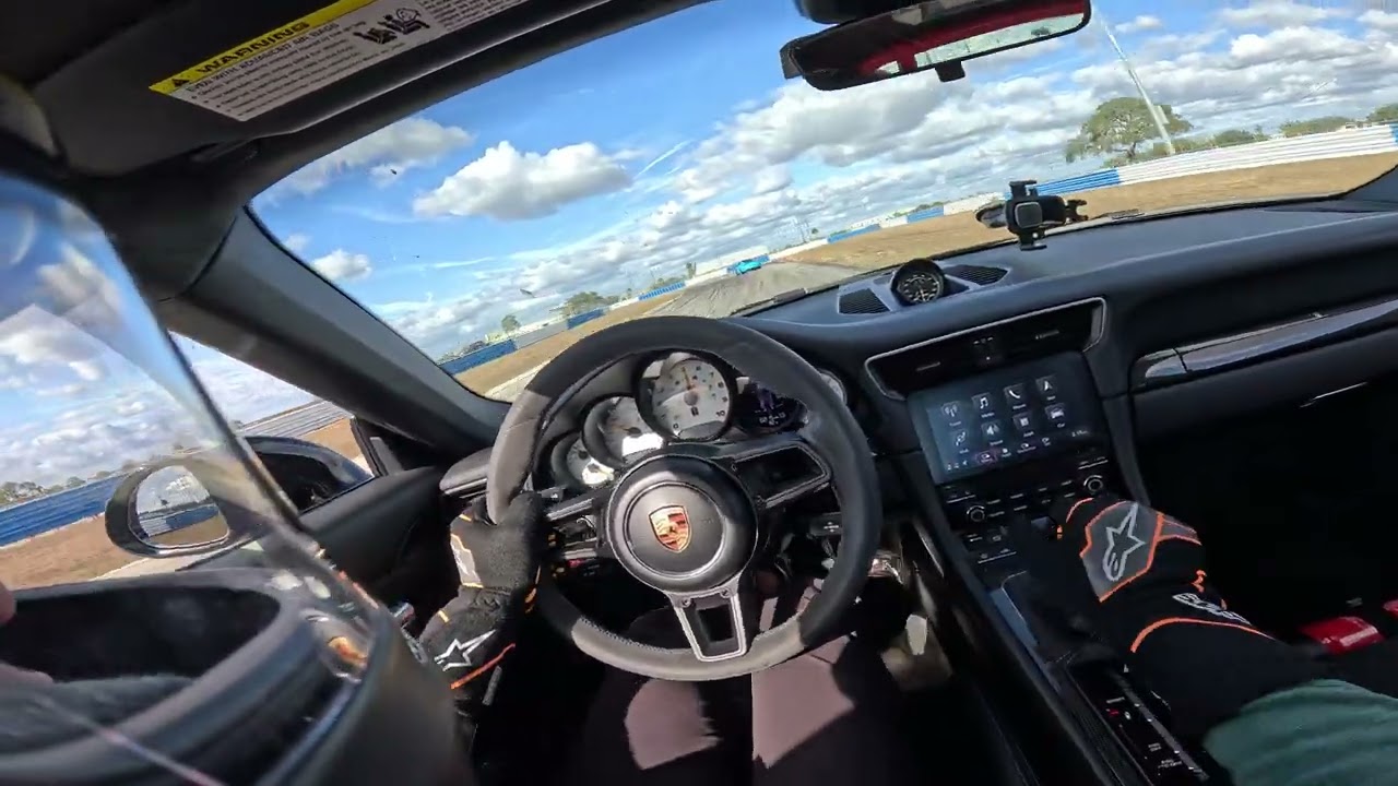 Sebring - 991.2 Manual Porsche GT3 - Chasing C8 Z06 and 2:19.697 (Second Lap)